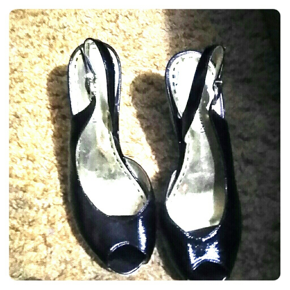 Cute black wedges